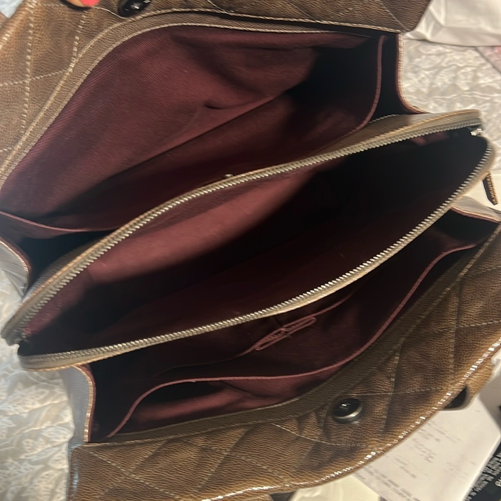 AUTHENTIC CHANEL  HANDBAG ** CAVIAR LEATHER ** VERSATILE, SPACIOUS AND BEAUTIFUL - Picture 8 of 17